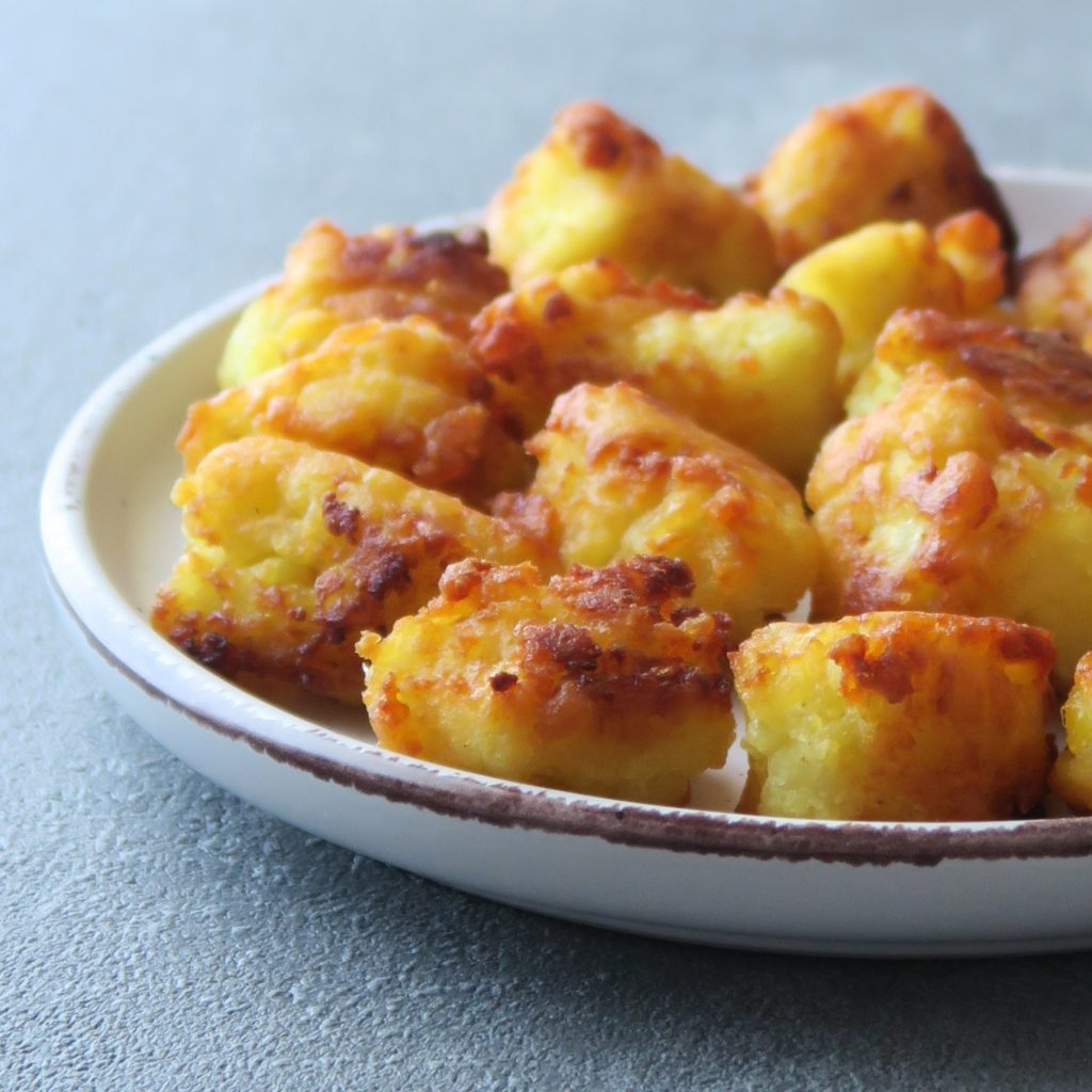 Knusprige Beilage oder Snack aus Kartoffeln